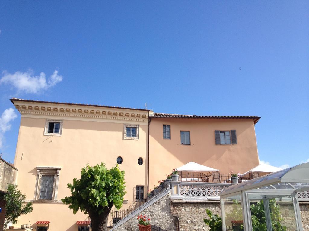 Ostello Sant'Anna นาร์นี ภายนอก รูปภาพ